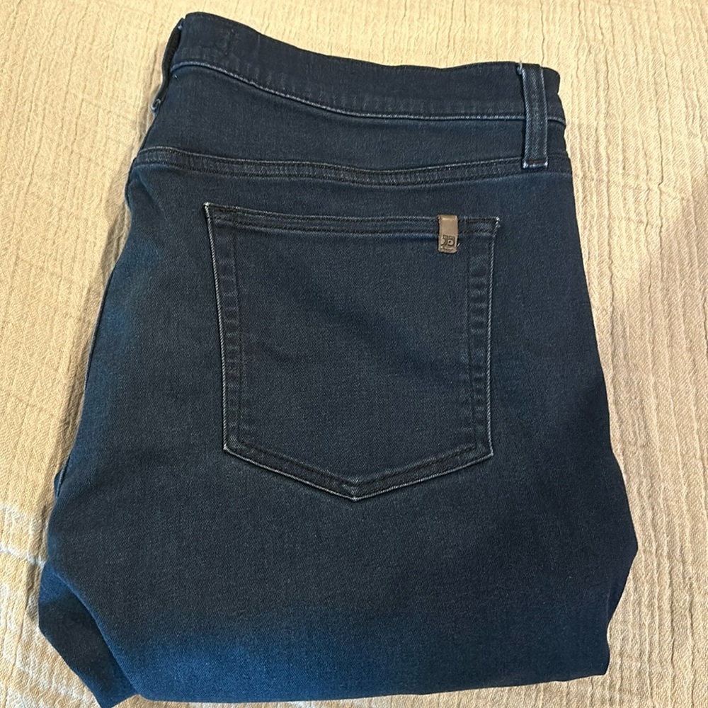 Joes Jeans straight leg. Size 38